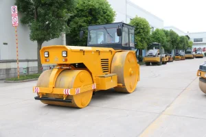 Refresher & Novice Road Grader Operator Training
